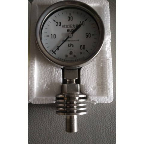 北京BLD布莱迪全钢压力表	YTH-63.AO	0-1MPA NPT1/2 精度1.6 表壳304SUS 接液316SUS