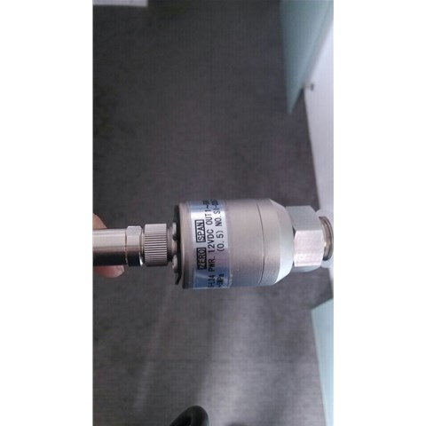 NAGANOKEIKI长野计器压力传感器	KH15-J34-571 -0.1~0.5MPa (4-20mA)	压力传感器(KH15-L44N5110A0XXXX0，(0-10MPA 0.5%)) 