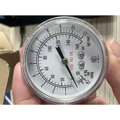 长野计器NAGANOKEIKI数显压力表    GC61-374-27N300 0~3.5MPa    GC67-364， -100-100KPA