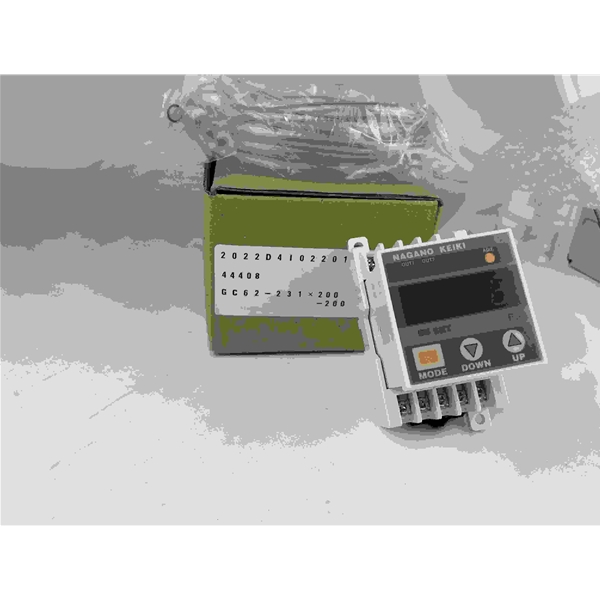 长野计器NAGANOKEIKI微差压变送器实物照片GC62-231-30N28 -200-200PA