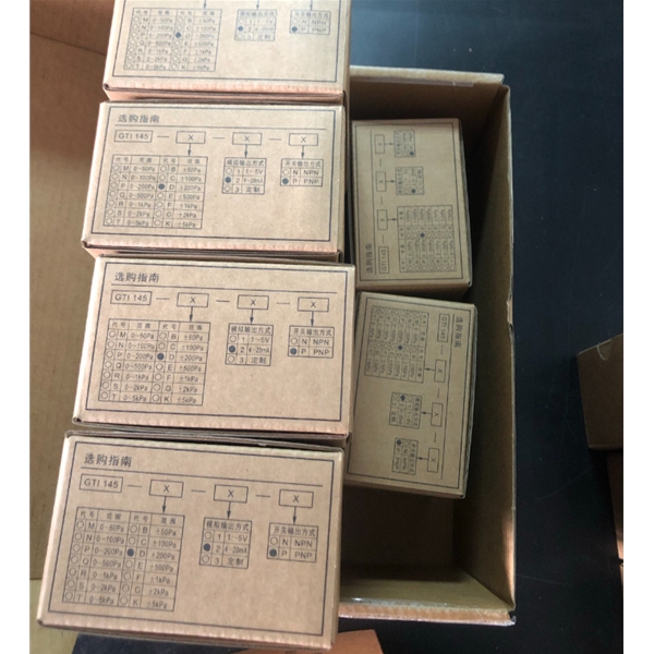 吉泰精密GTI超小型微差压计GTI135/145  吉泰GTI145-D-2-P