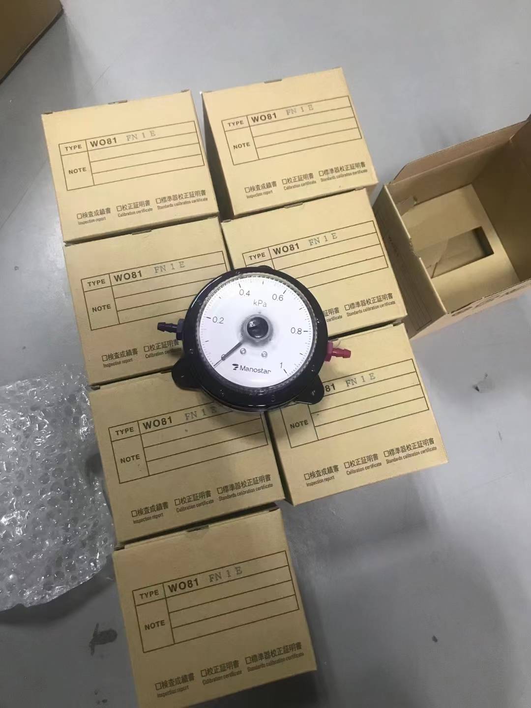 Manostar 日本山本电机压力表差压计W081FN1E (2)