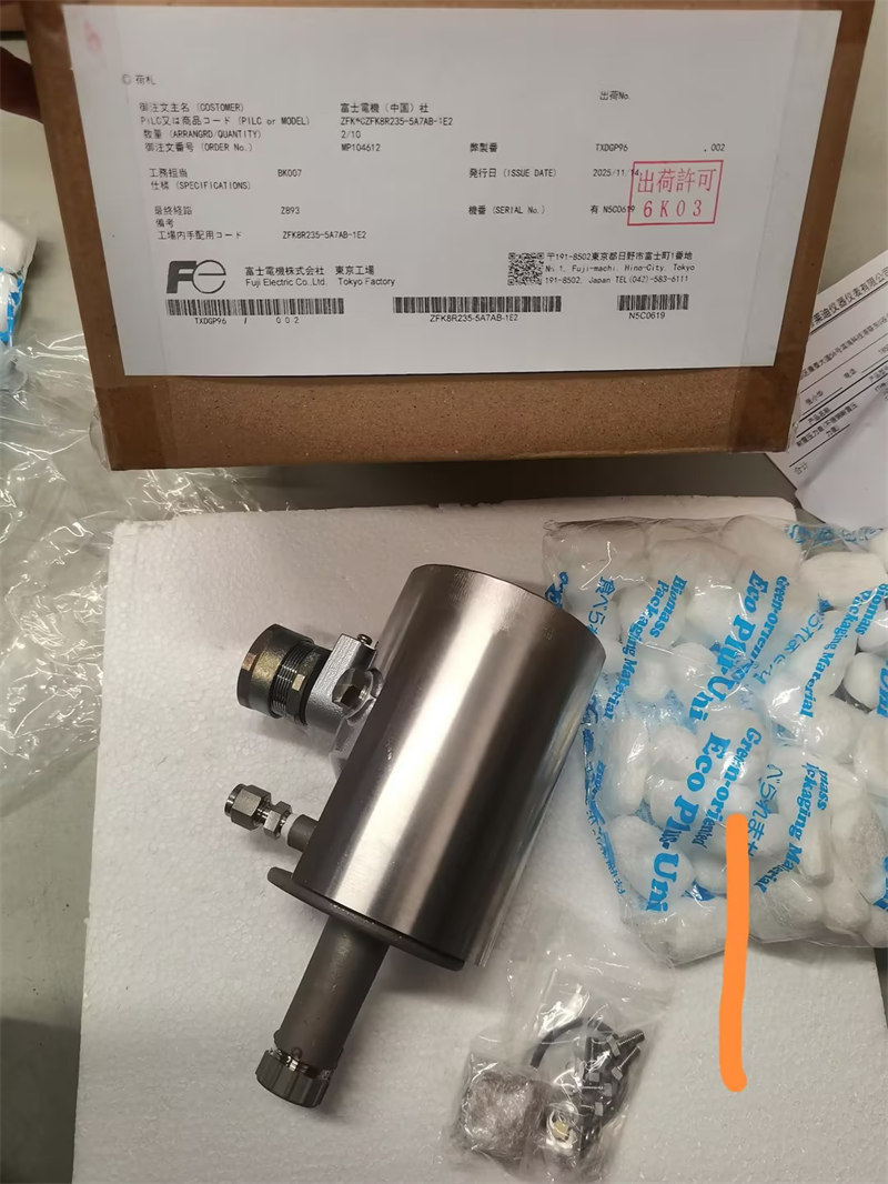 FUJI富士氧化锆检测器ZFK8R235-5A7AB-1E2  ZFK8R235-5C7YB-1E2氧化锆分析仪检测器