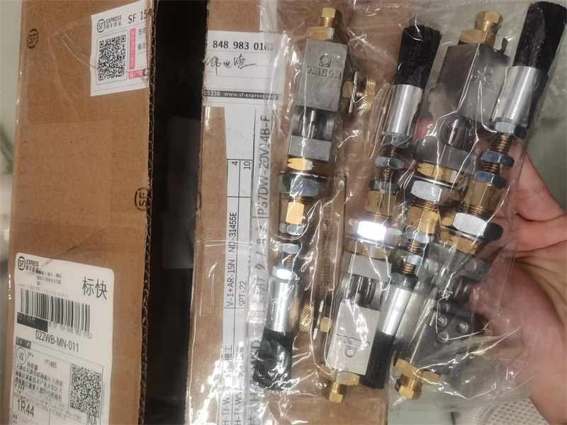南進機工    V-1+AR-15N 図番ND-31455E
