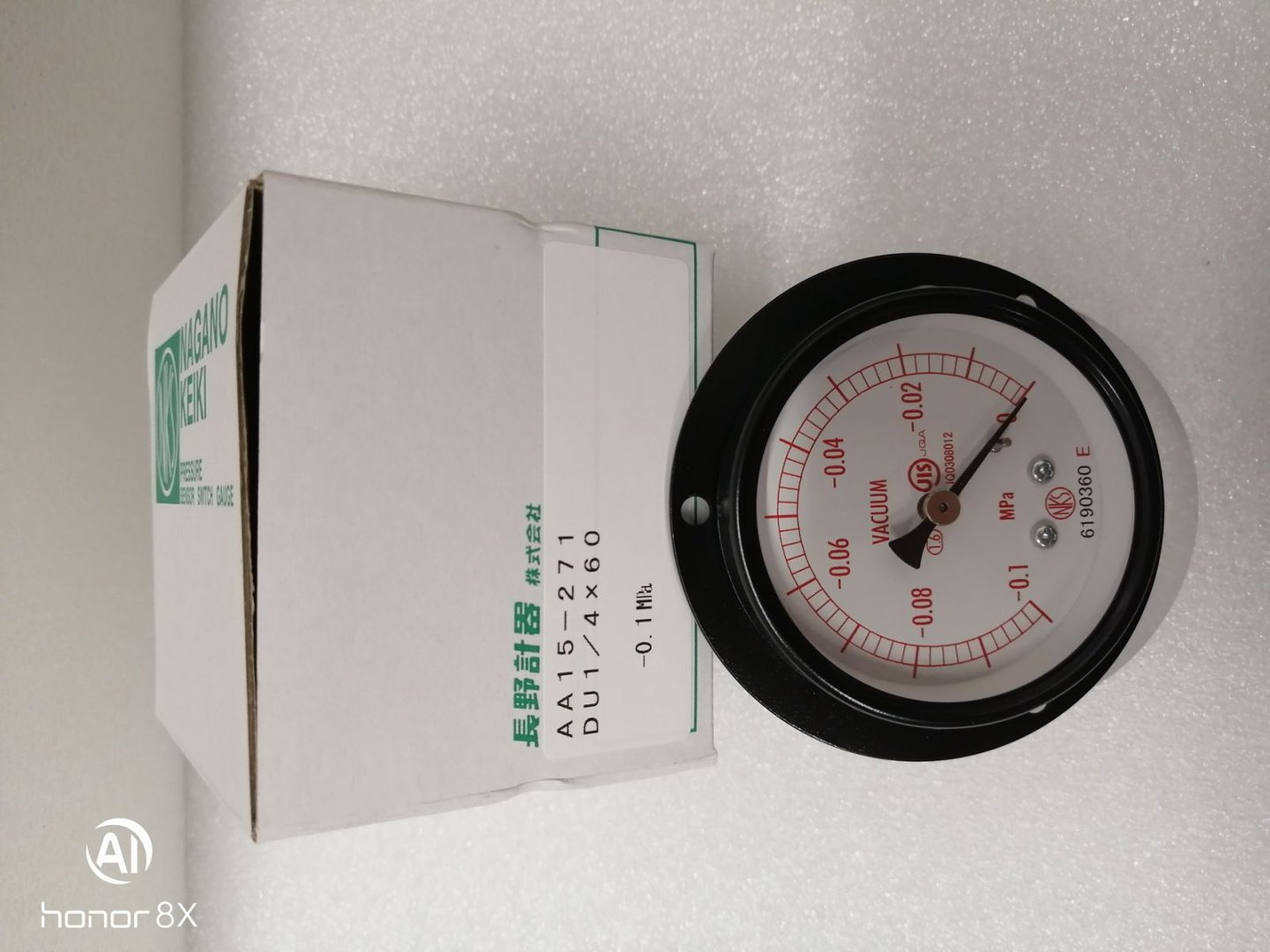NAGANO长野计器NKS压力表AA15-271-3000000XXXJ0 (-0.1-0MPA)
