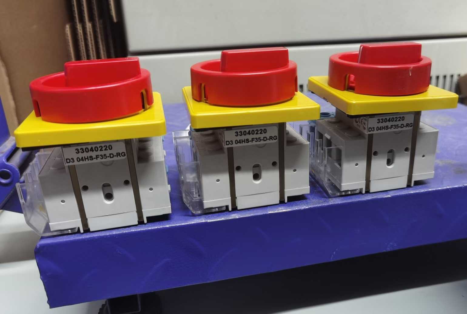 德国进口ELEKTRA主控开关D3 04HS-F35-D-RG  33040220 (1)