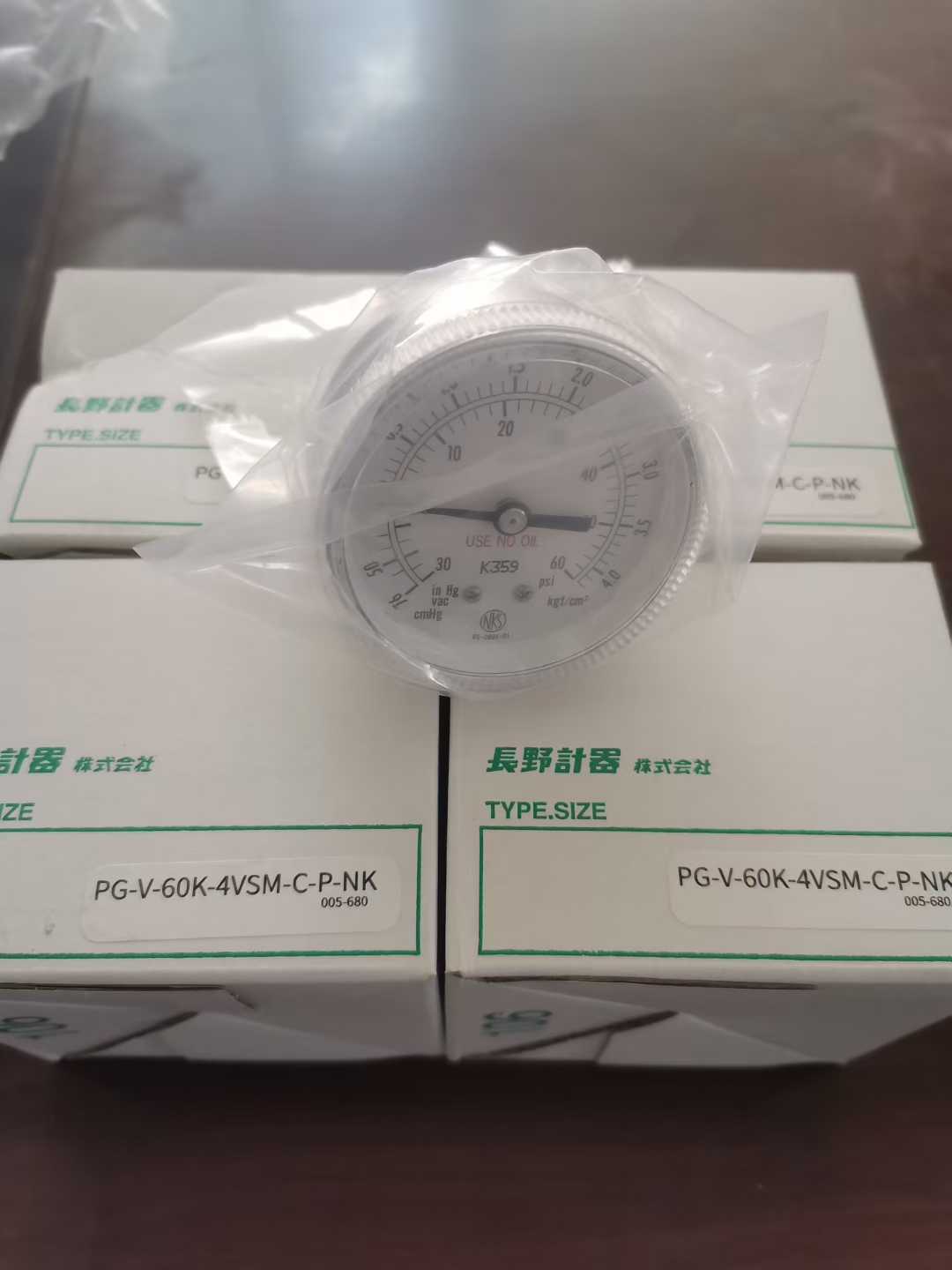 长野NKS特气压力表PG-V-60K-4VSM-C-P-NK   -30inhg-60psi