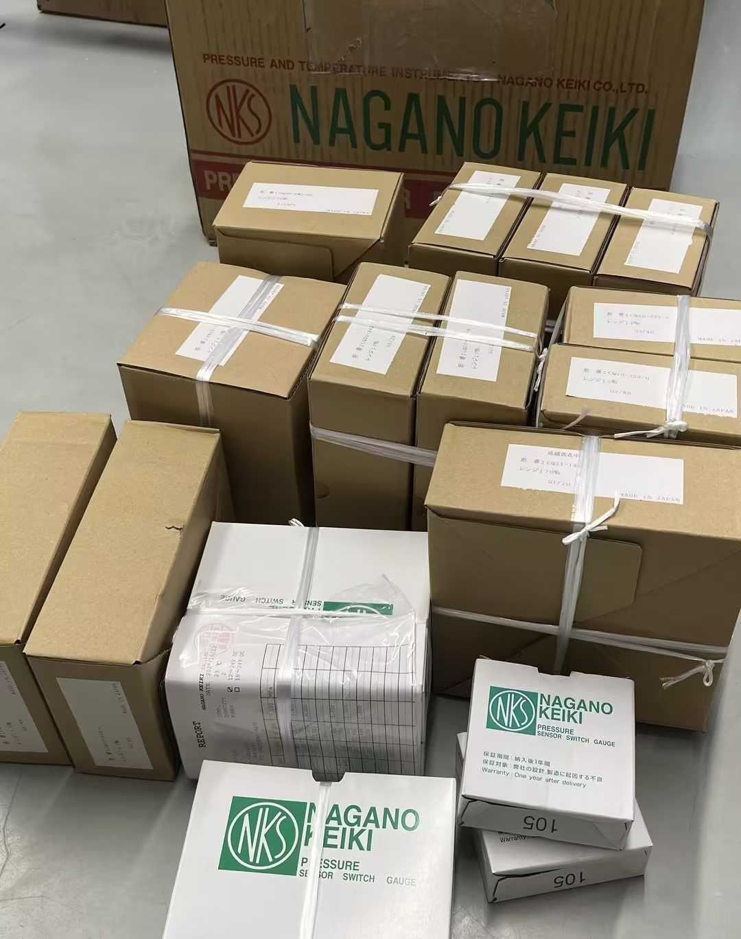 长野NKS.NAGANO KEIKI 压力表压力开关压力传感器温度计到货实物照片