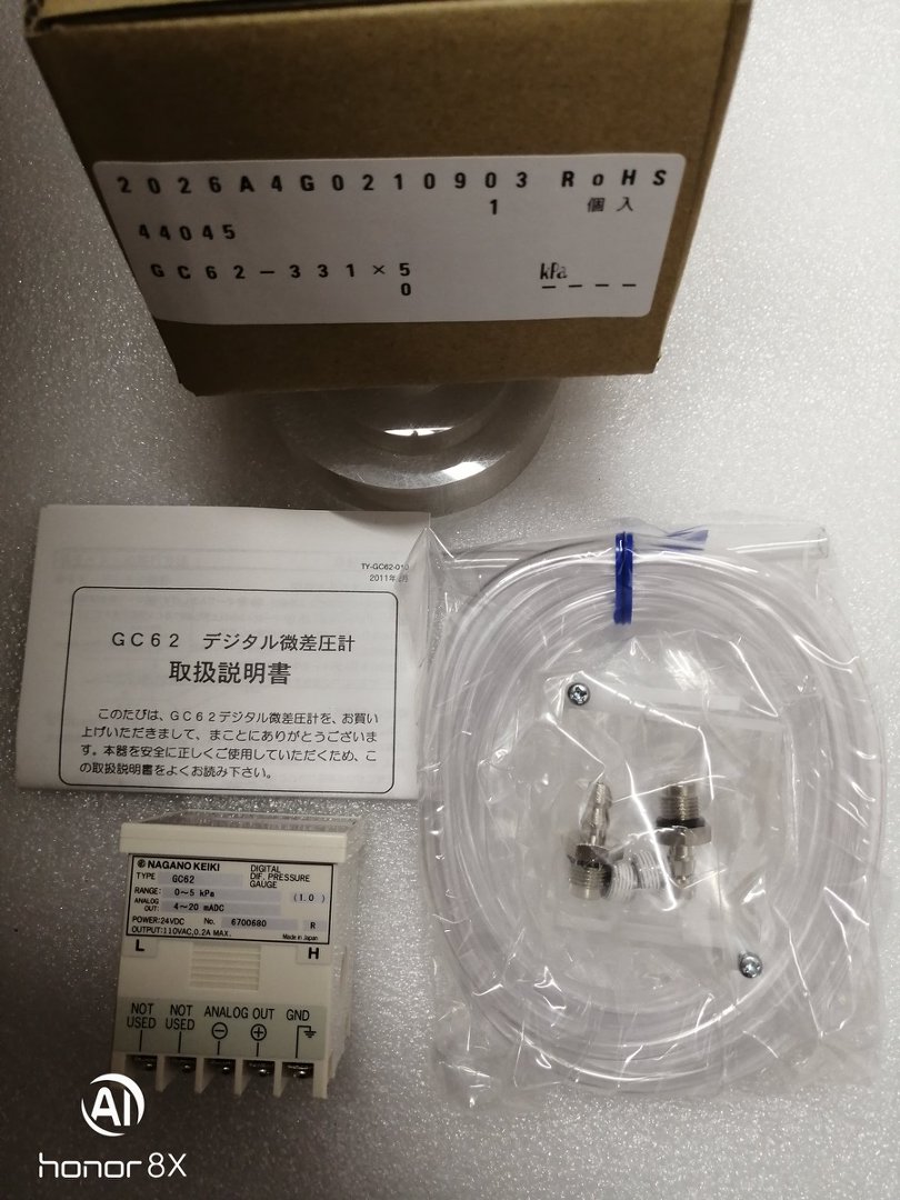 长野计器 (NAGANO KEIKI) GC62‑331，量程 0‑5kPa，数显微差压计，配套 PU 软管、接头、原厂说明书