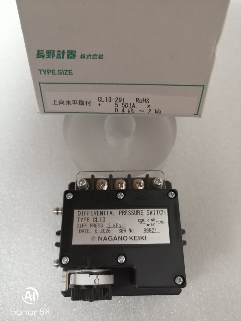 长野计器 NKS CL13-291 差压开关 0.4~2kPa 5.5DIA 上向水平取付 RoHS